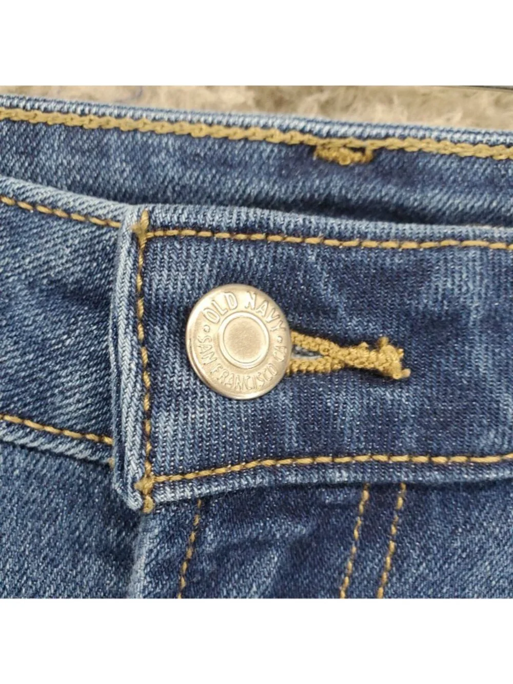 Old Navy Shorts Womens 18 Blue High-Rise Wow Stretch Denim Jorts *Read*